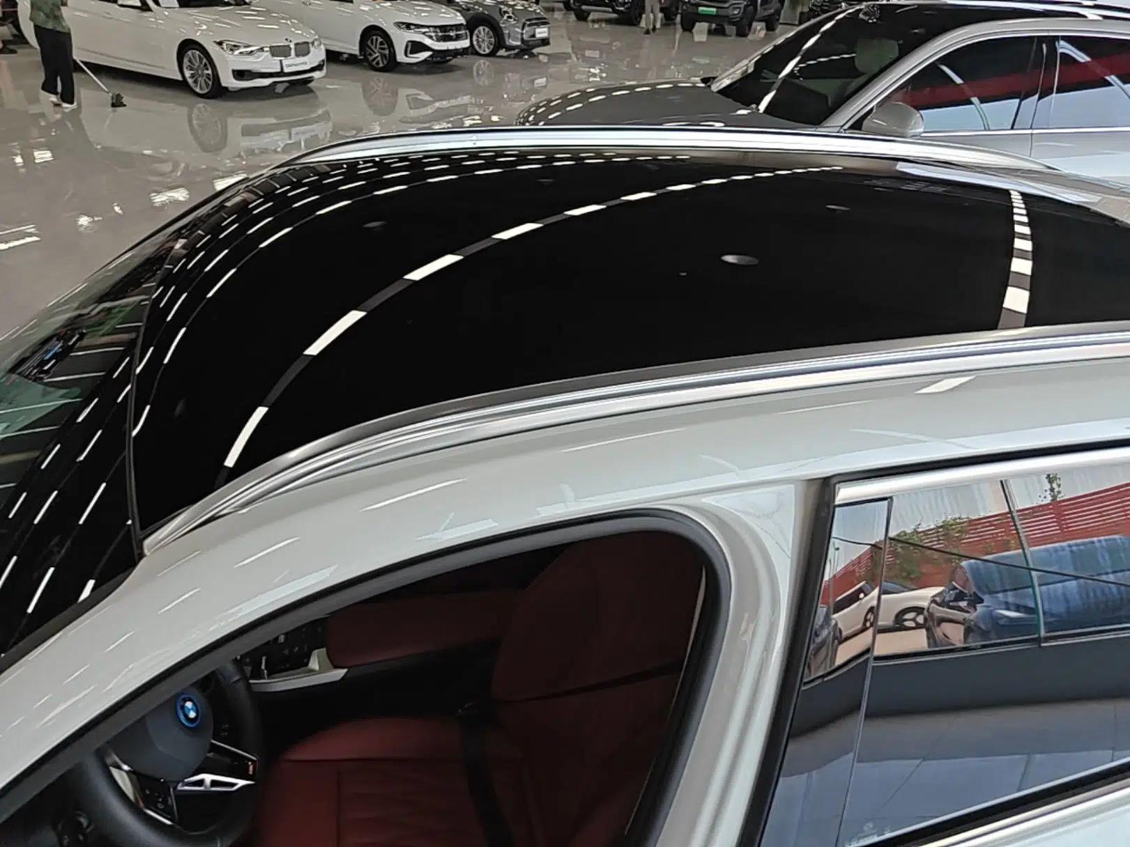 BMW iX1 2025 eDrive25L M Sport Package — миниатюра 7