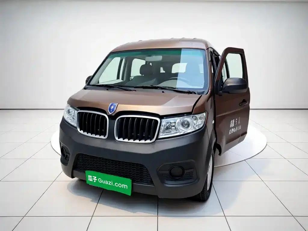 Xiaohaishi X30 2023 Model 1.5L Super Enjoyment Bus 5/6/7 Seats (No Air Conditioning) SWC15M — миниатюра 1