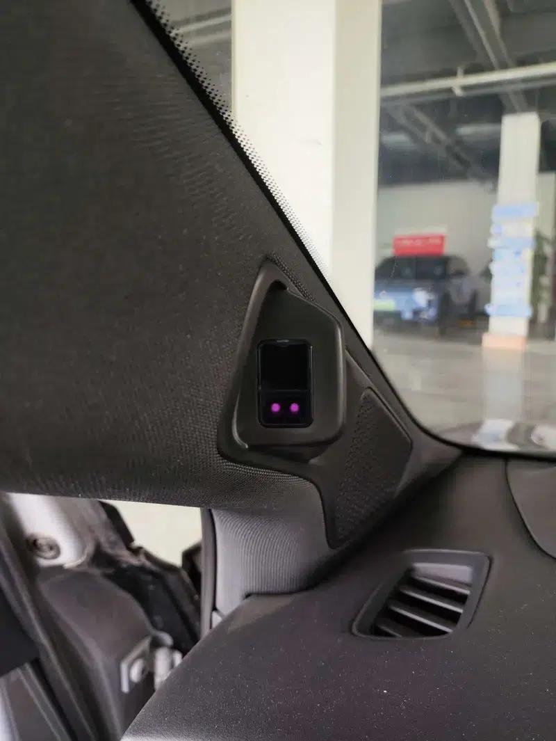 Hongqi EH7 2024 760 Pro+ AWD Edition — миниатюра 7