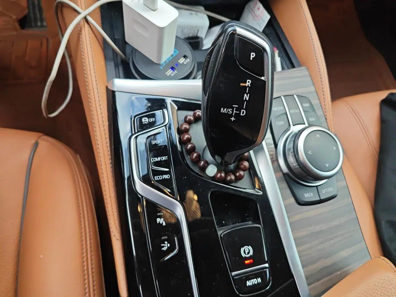 BMW 6 Series BMW 6 Series, imported, 2.0-liter displacement — миниатюра 14