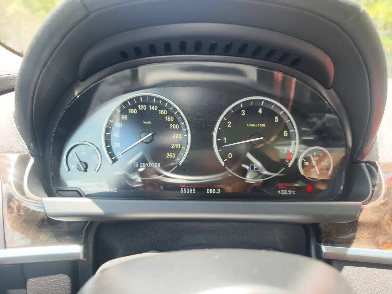 BMW 6 Series 2013 640i Coupe — миниатюра 11