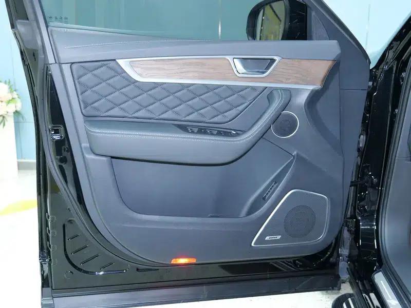 Hongqi HS7 2022 3.0T Automatic 4WD Intelligent Flagship Edition — миниатюра 19