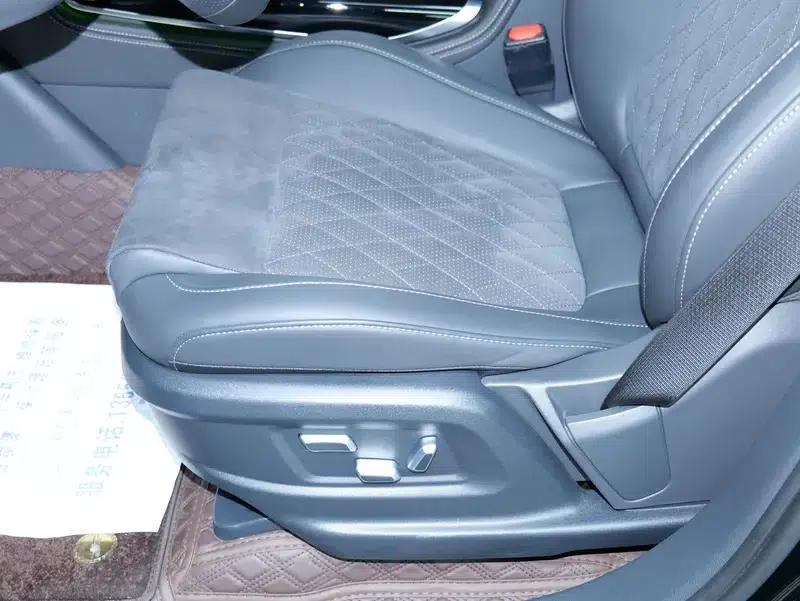 Hongqi HS7 2022 3.0T Automatic 4WD Intelligent Flagship Edition — миниатюра 41