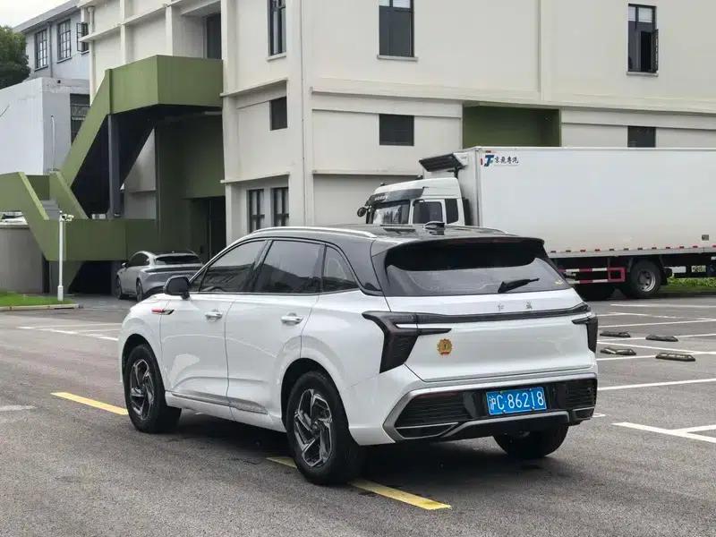 Hongqi HS3 2023 1.5T Goodness Edition — миниатюра 4