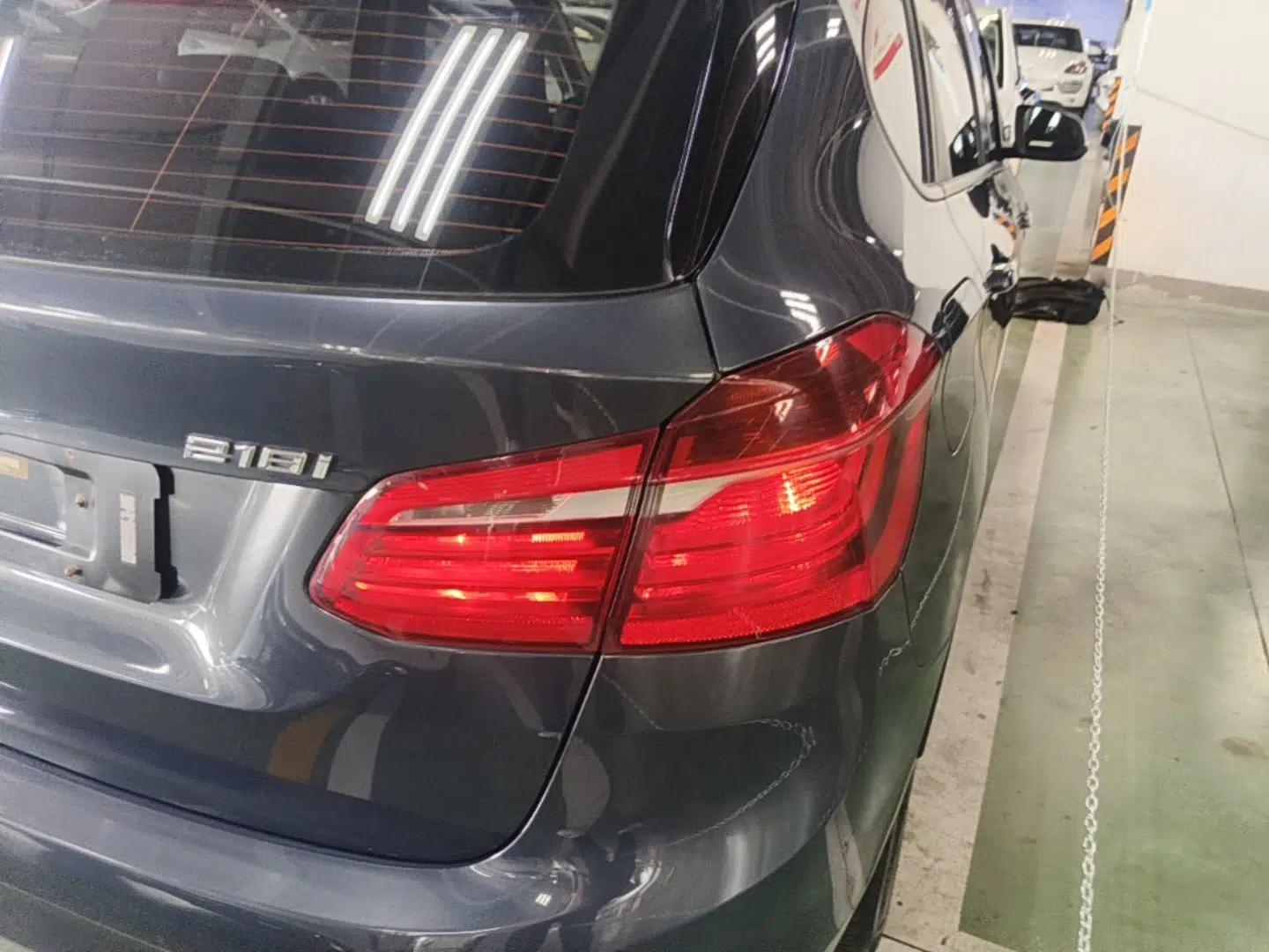 BMW 2 Series Active Tourer 2015 218i Leading Model — миниатюра 9