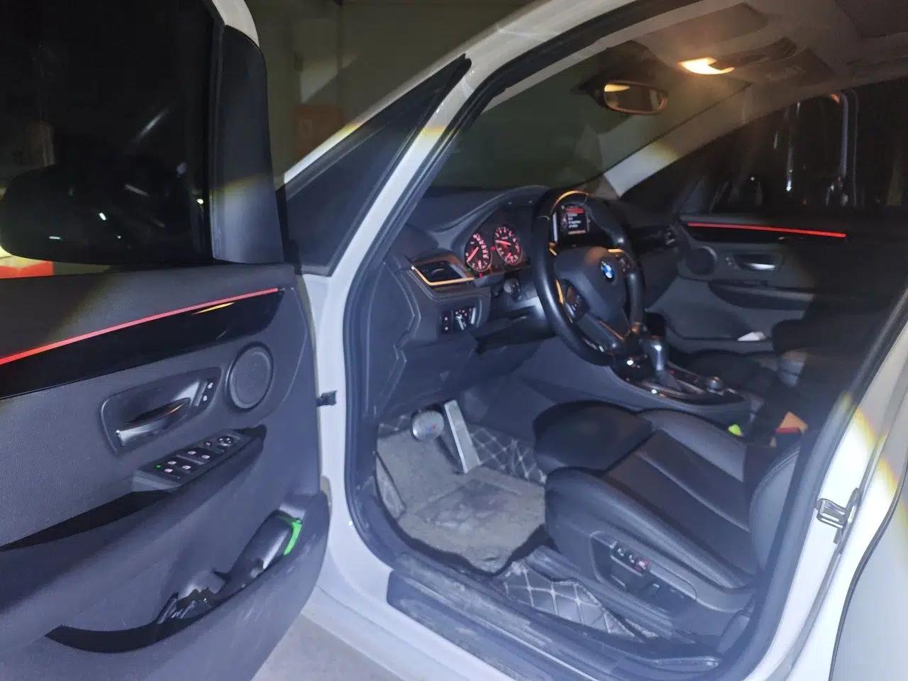 BMW 2 Series Active Tourer 2016 218i Sports Design Package — миниатюра 13