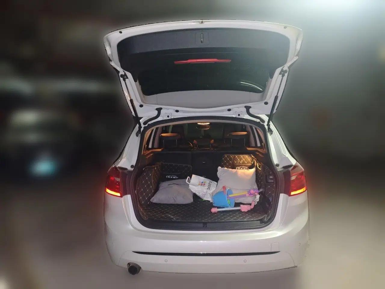 BMW 2 Series Active Tourer 2016 218i Sports Design Package — миниатюра 16
