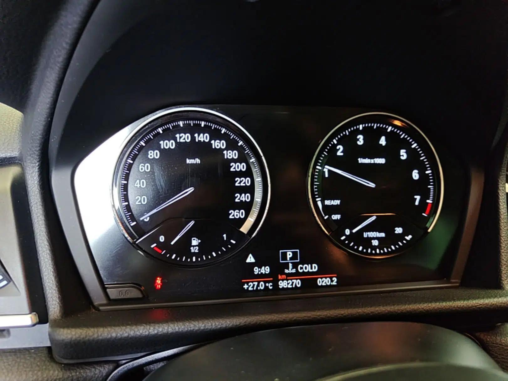 BMW 2 Series Active Tourer 2019 218i Leading Model — миниатюра 14