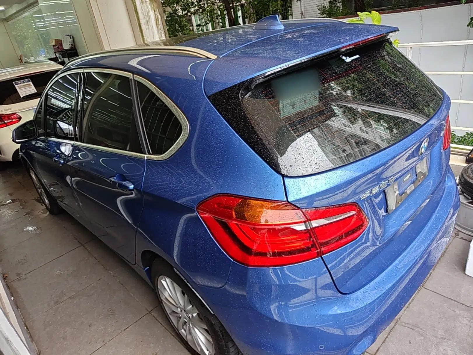 BMW 2 Series Active Tourer 2019 218i Leading Model — миниатюра 4