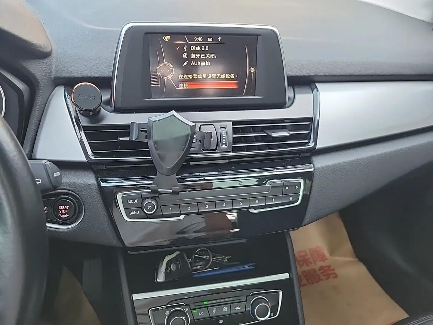 BMW 2 Series Active Tourer 2016 218i Fashion Model — миниатюра 13
