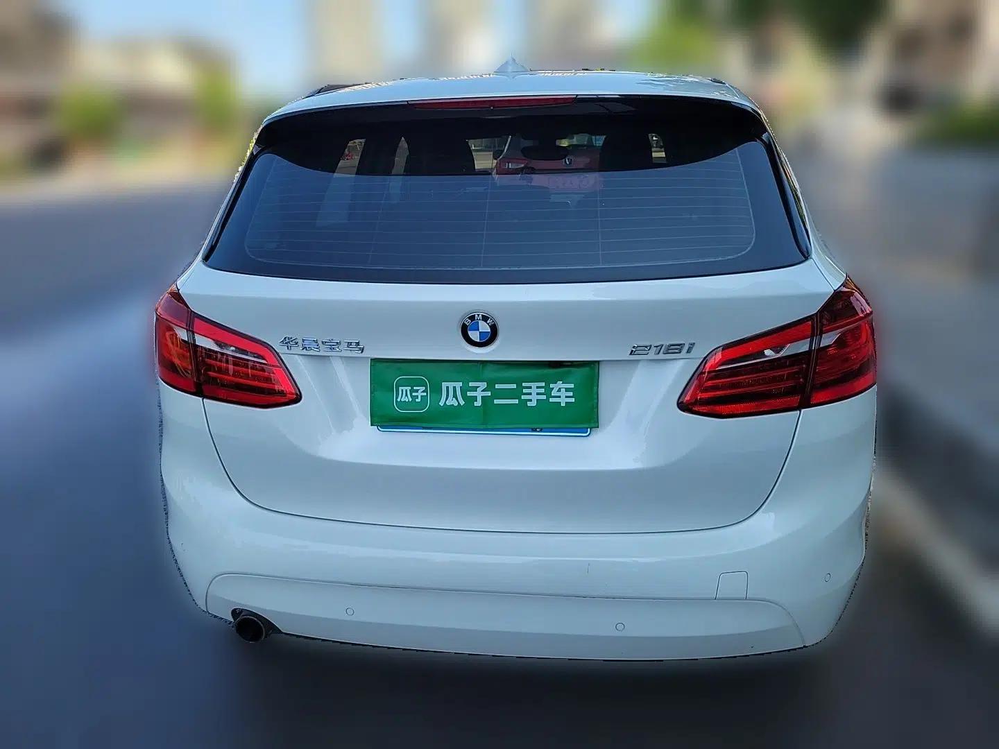 BMW 2 Series Active Tourer 2016 218i Fashion Model — миниатюра 5