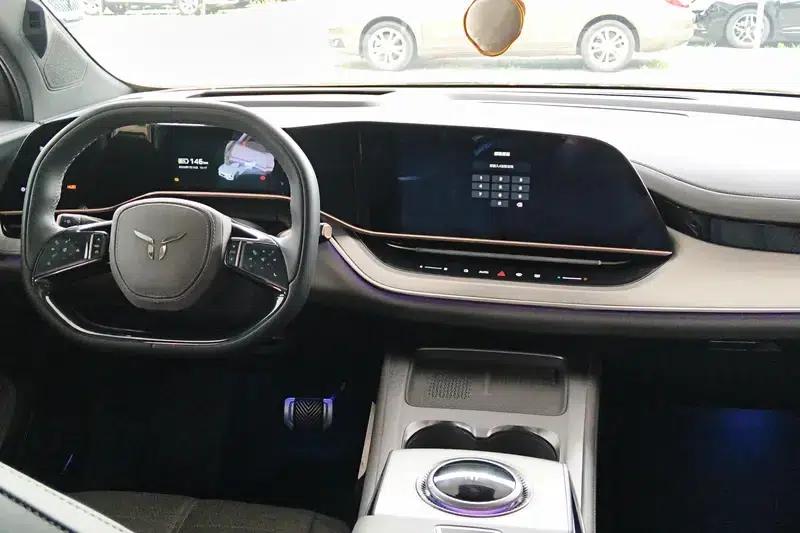 Hongqi Tiangong 08 2025 730 Max Rear-Wheel Drive Edition — миниатюра 12