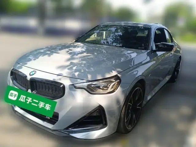 BMW M240i 2024 BMW M240i, automatic transmission, 3.0-liter engine, two-door, four-seater, front-engine, rear-wheel-drive, gasoline-powered.