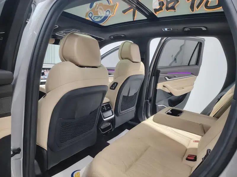 Geely Xingyue L 2025 2.0TD High-Power Automatic Two-Wheel Drive Oriental Star Edition — миниатюра 18