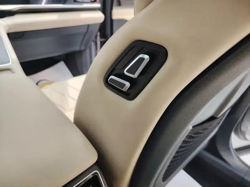Geely Xingyue L 2025 2.0TD High-Power Automatic Two-Wheel Drive Oriental Star Edition — миниатюра 7
