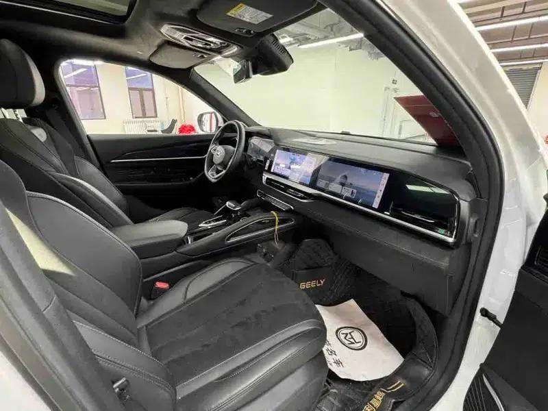 Geely Xingyue L 2024 2.0TD High-Power Automatic Two-Wheel Drive Sky Edition — миниатюра 12