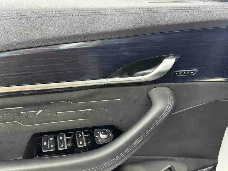 Geely Xingyue L 2024 2.0TD High-Power Automatic Two-Wheel Drive Sky Edition — миниатюра 17