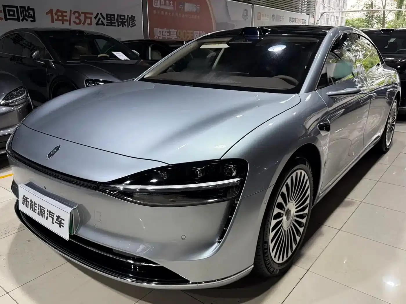 Enjoy S9 2026 Model (Range Extended Ultra, Rear-Wheel Drive, 53kWh, 192-Line LiDAR) — миниатюра 1