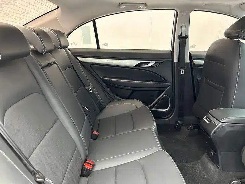 Geely Emgrand 2020 1.5L CVT Upward Edition — миниатюра 9
