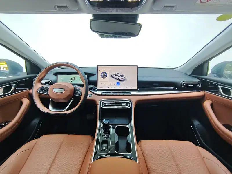 Geely Emgrand 2026 5th Generation 1.5T DCT Flagship Edition — миниатюра 14