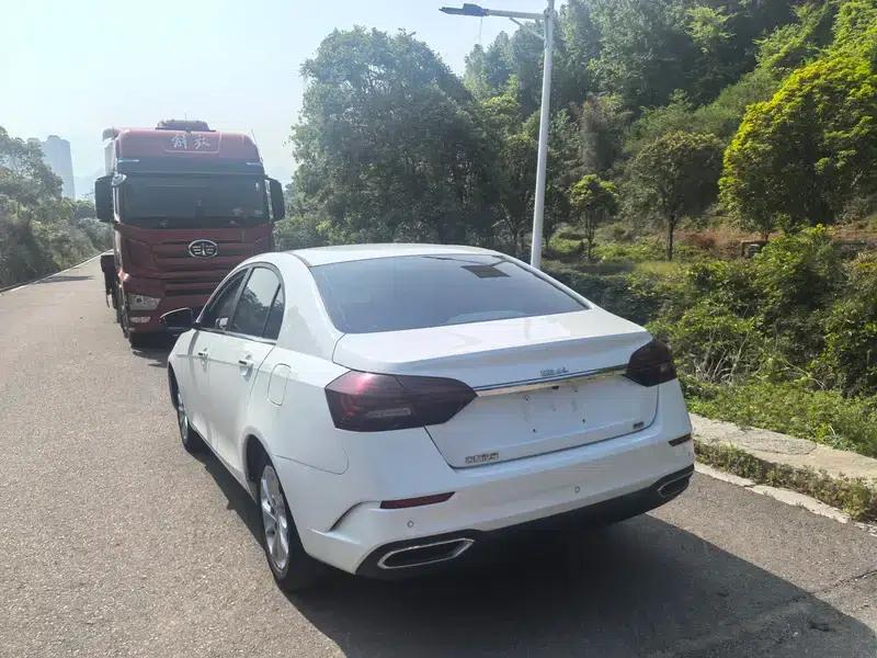 Geely Emgrand 2021 UP 1.5L CVT Upward Edition — миниатюра 5