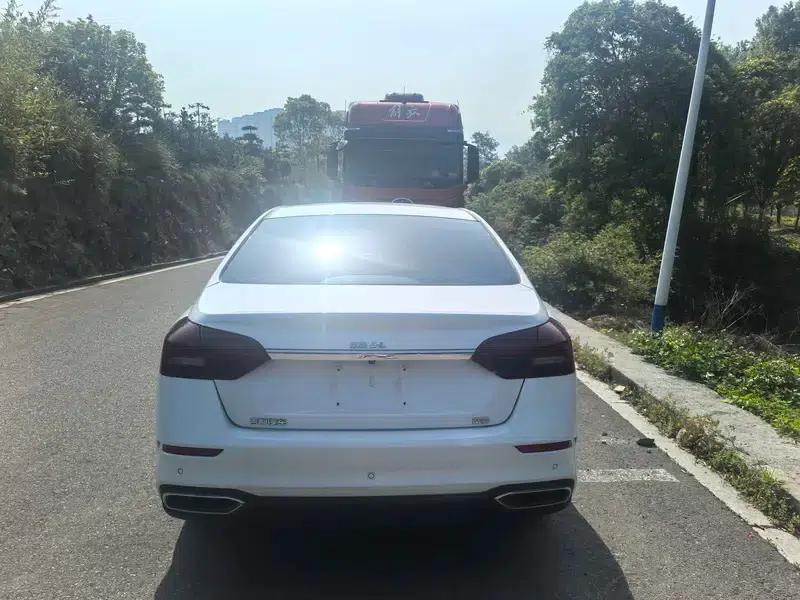 Geely Emgrand 2021 UP 1.5L CVT Upward Edition — миниатюра 6