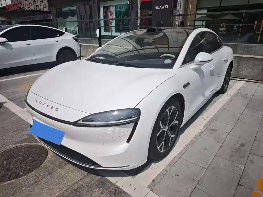 Zhijie S7 2025 Model 855km Max — миниатюра 1