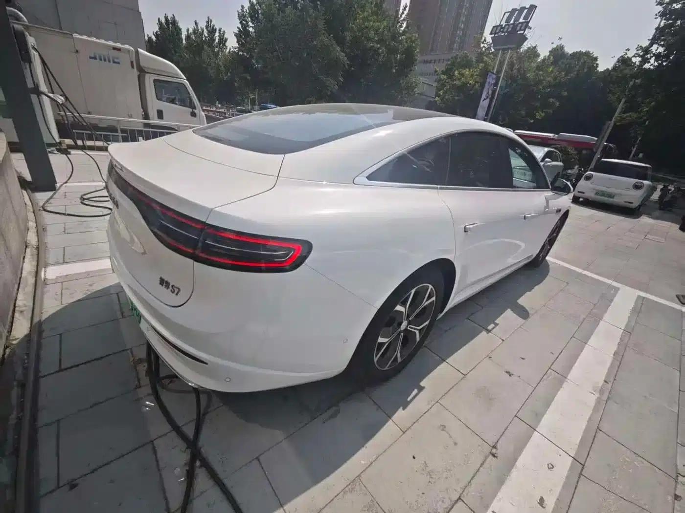 Zhijie S7 2025 Model 855km Max — миниатюра 6