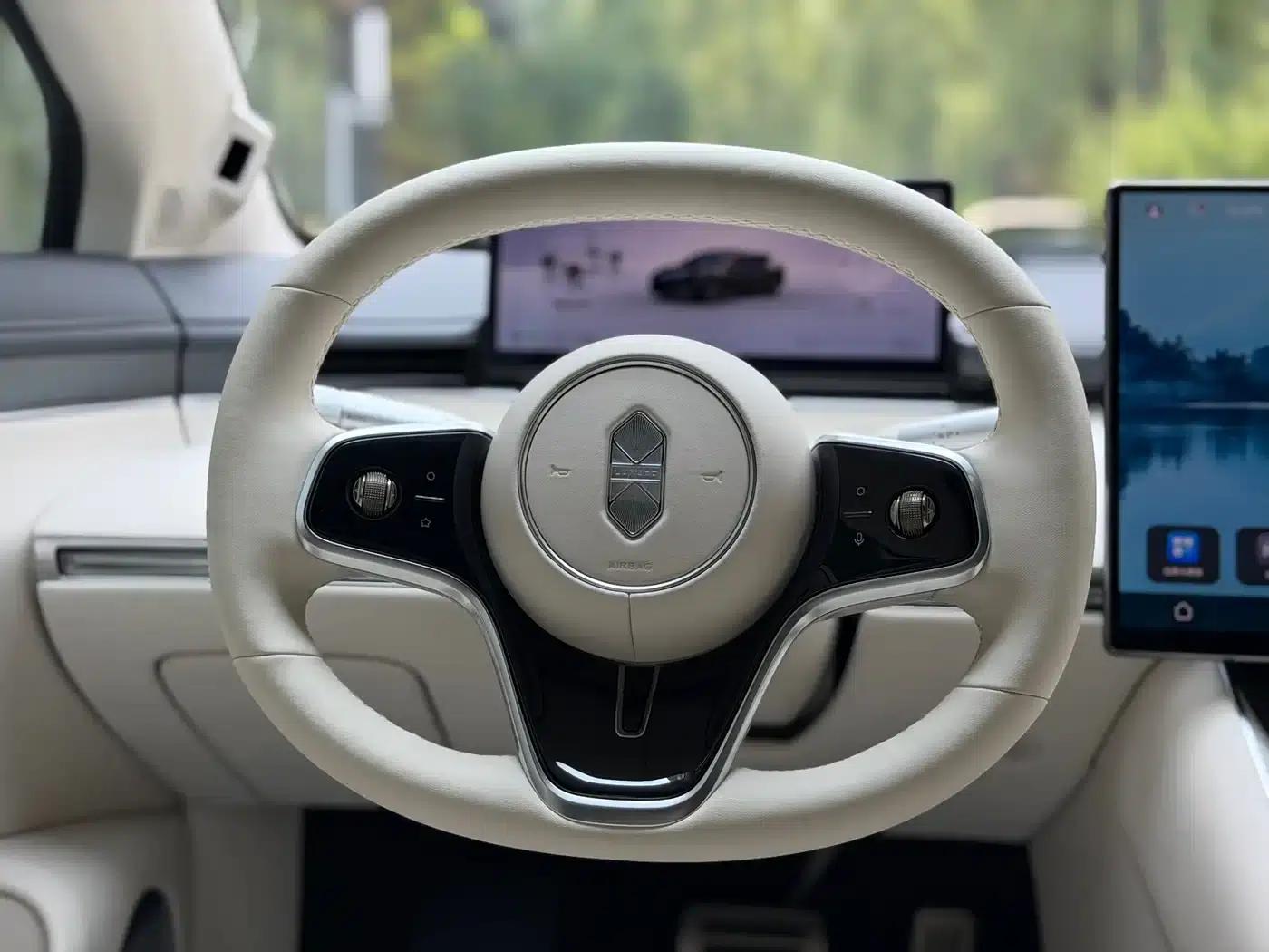 Zhijie S7 2025 Model 855km Max — миниатюра 15