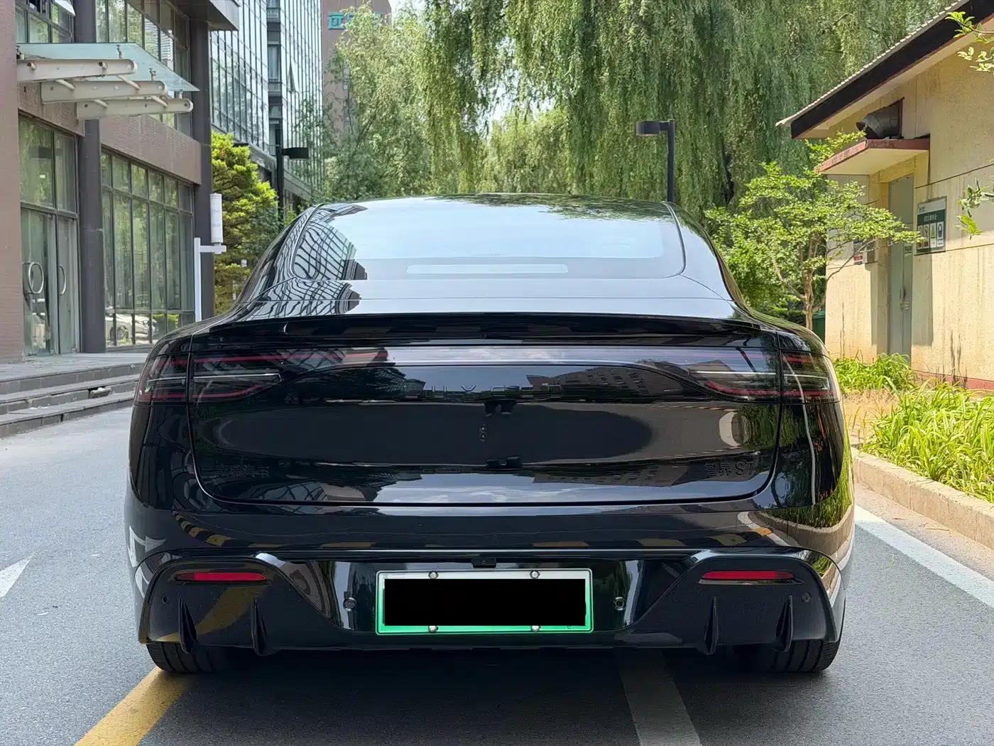 Zhijie S7 2025 Model 855km Max — миниатюра 6