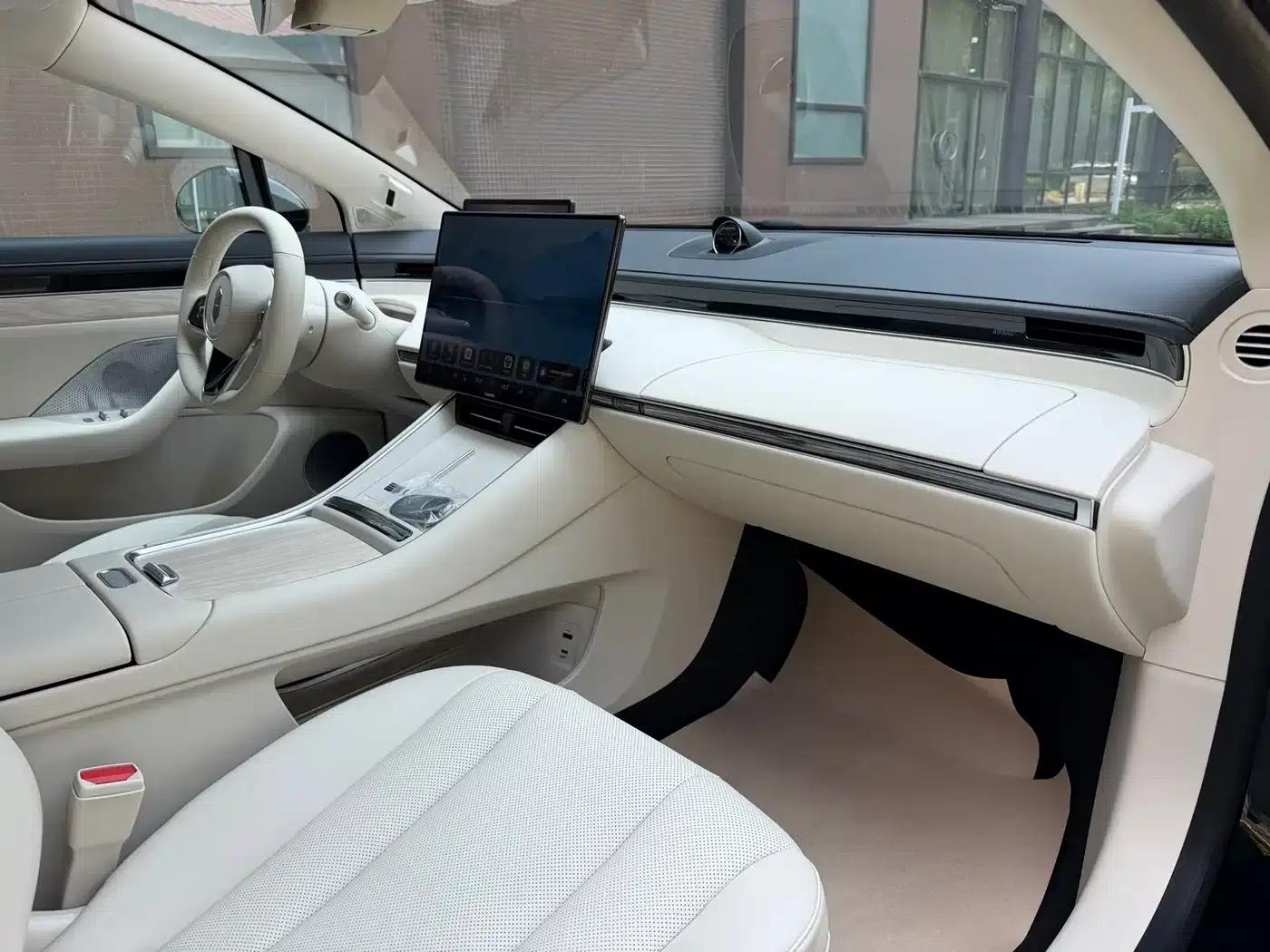Zhijie S7 2025 Model 855km Max — миниатюра 9
