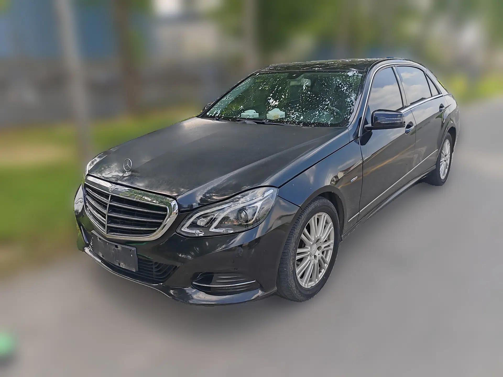 Mercedes-Benz E-Class 2012 E 200 L CGI Elegant Model — миниатюра 1