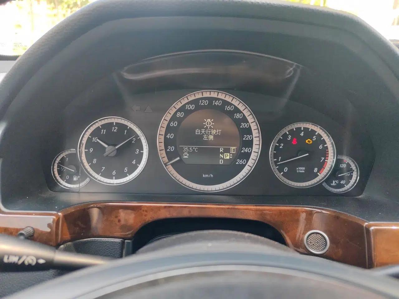 Mercedes-Benz E-Class 2012 E 200 L CGI Elegant Model — миниатюра 11