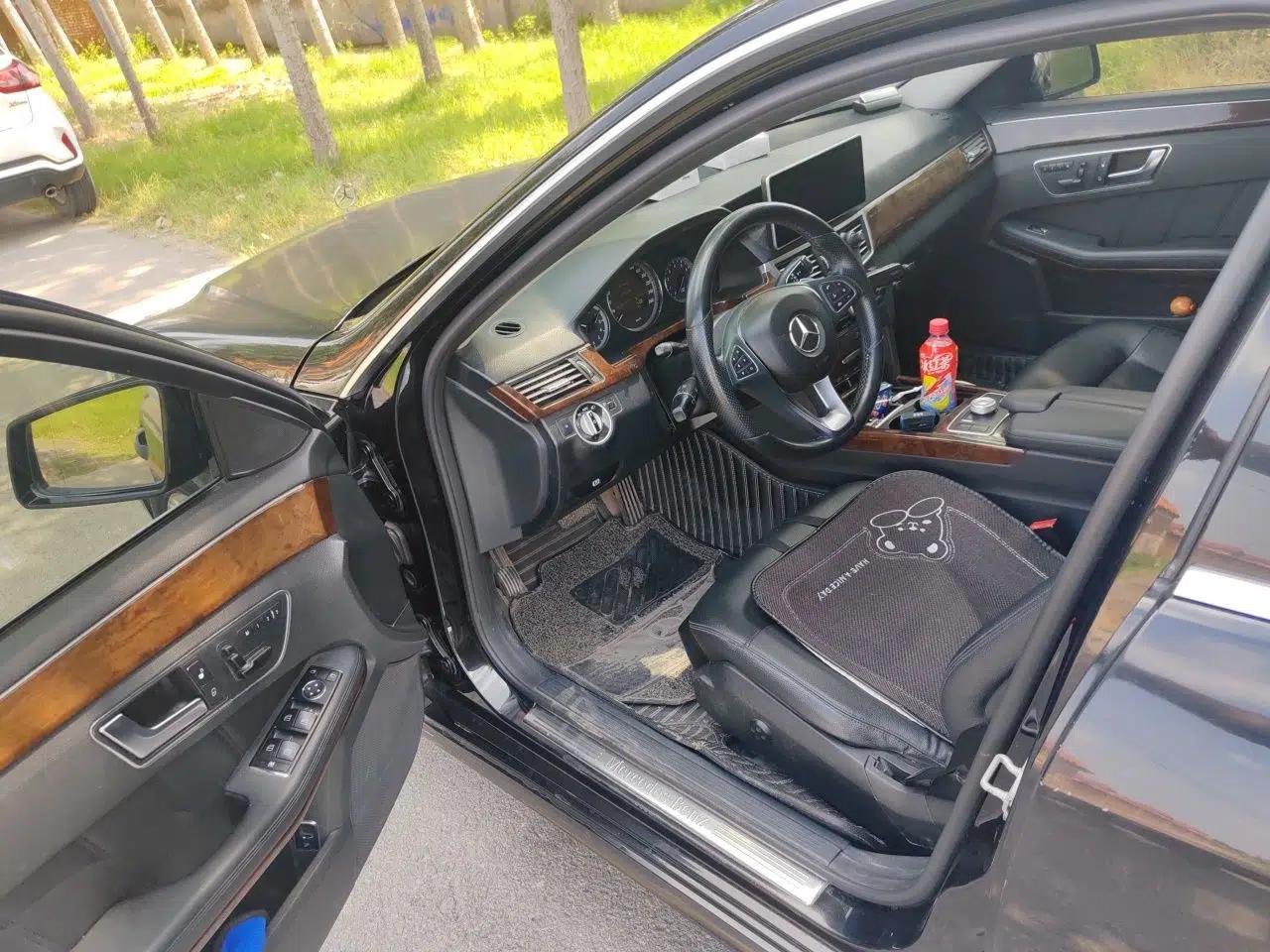 Mercedes-Benz E-Class 2012 E 200 L CGI Elegant Model — миниатюра 16