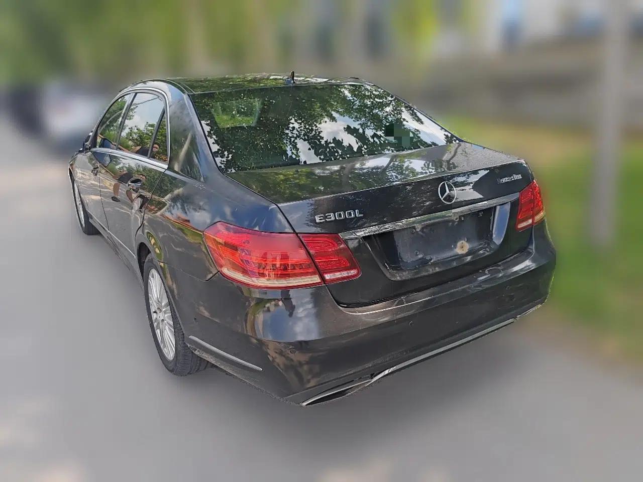 Mercedes-Benz E-Class 2012 E 200 L CGI Elegant Model — миниатюра 4