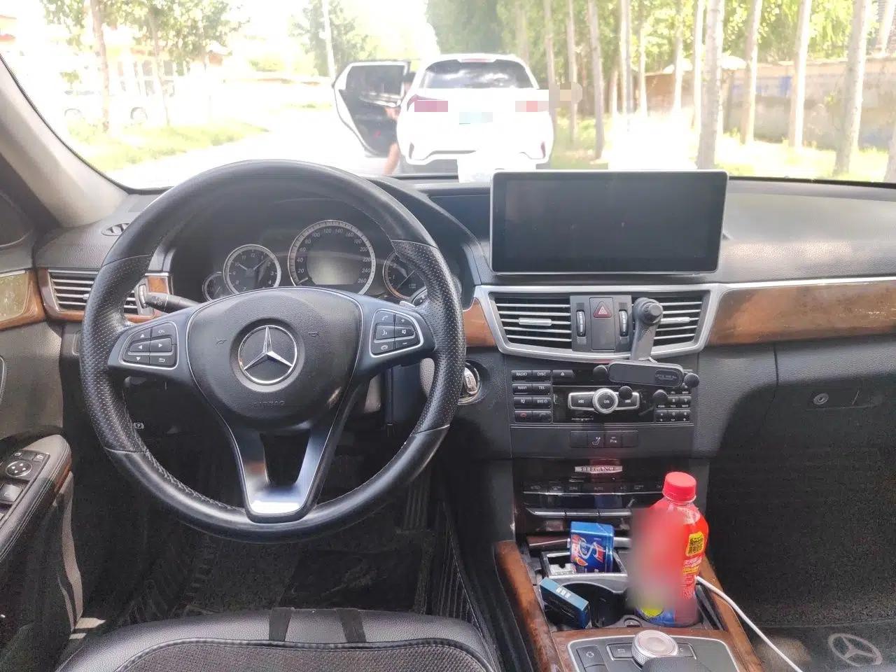 Mercedes-Benz E-Class 2012 E 200 L CGI Elegant Model — миниатюра 10