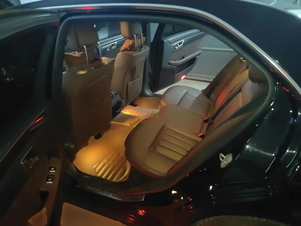Mercedes-Benz E-Class 2015 E 260 L Luxury Model — миниатюра 17