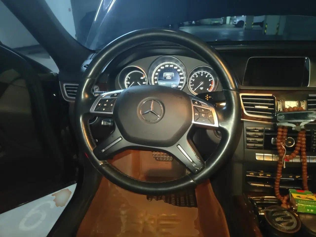 Mercedes-Benz E-Class 2015 E 260 L Luxury Model — миниатюра 10