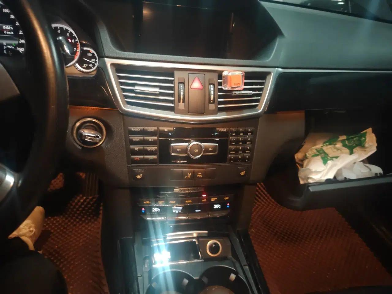 Mercedes-Benz E-Class 2013 E 260 L CGI Stylish Model — миниатюра 13