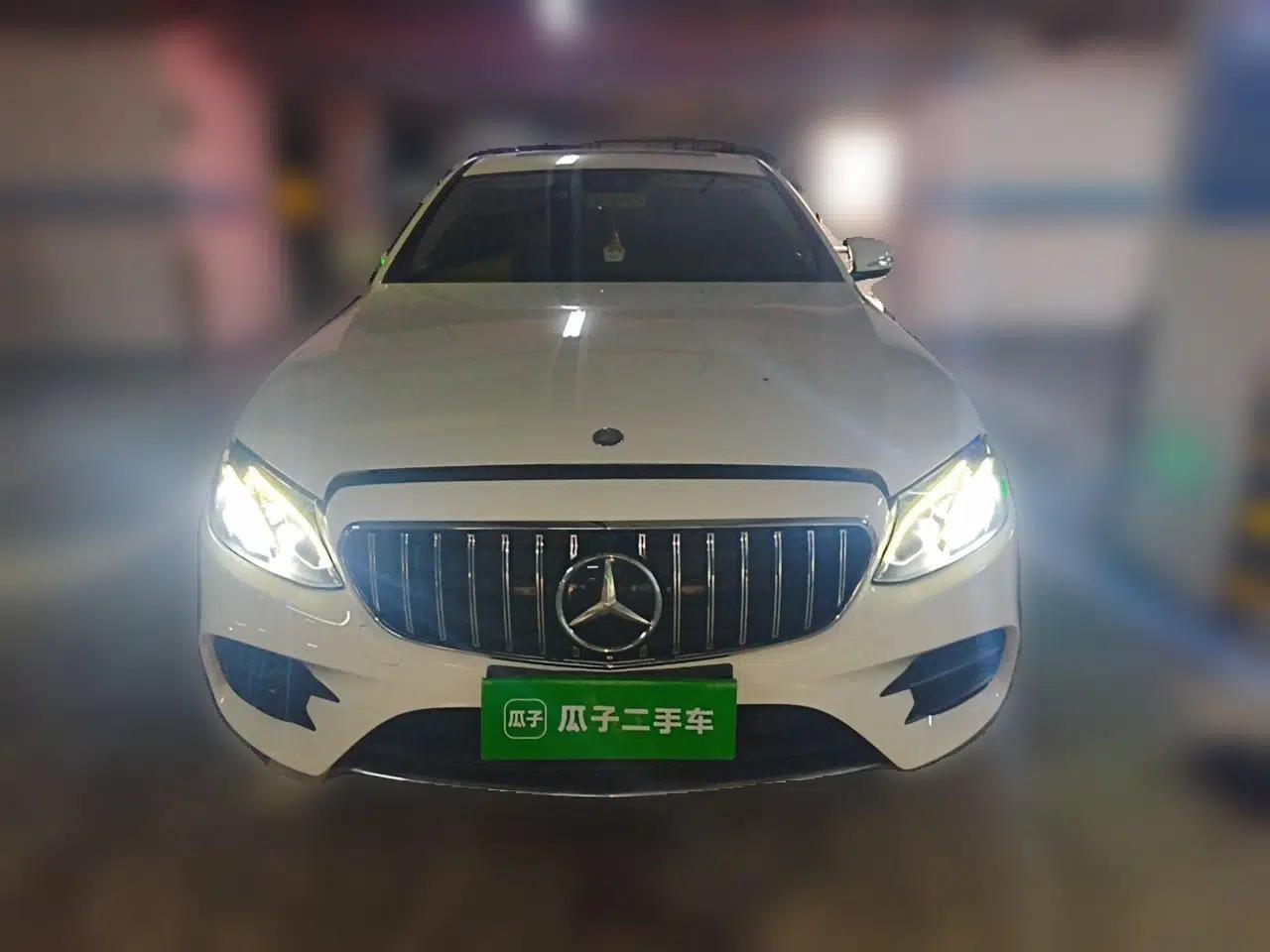 Mercedes-Benz E-Class 2016 E 300 L Sporty and Stylish Model — миниатюра 2