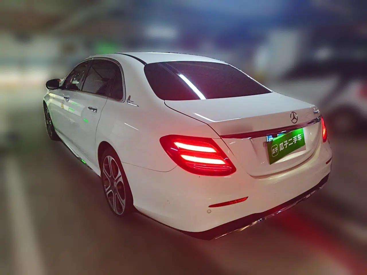 Mercedes-Benz E-Class 2016 E 300 L Sporty and Stylish Model — миниатюра 4