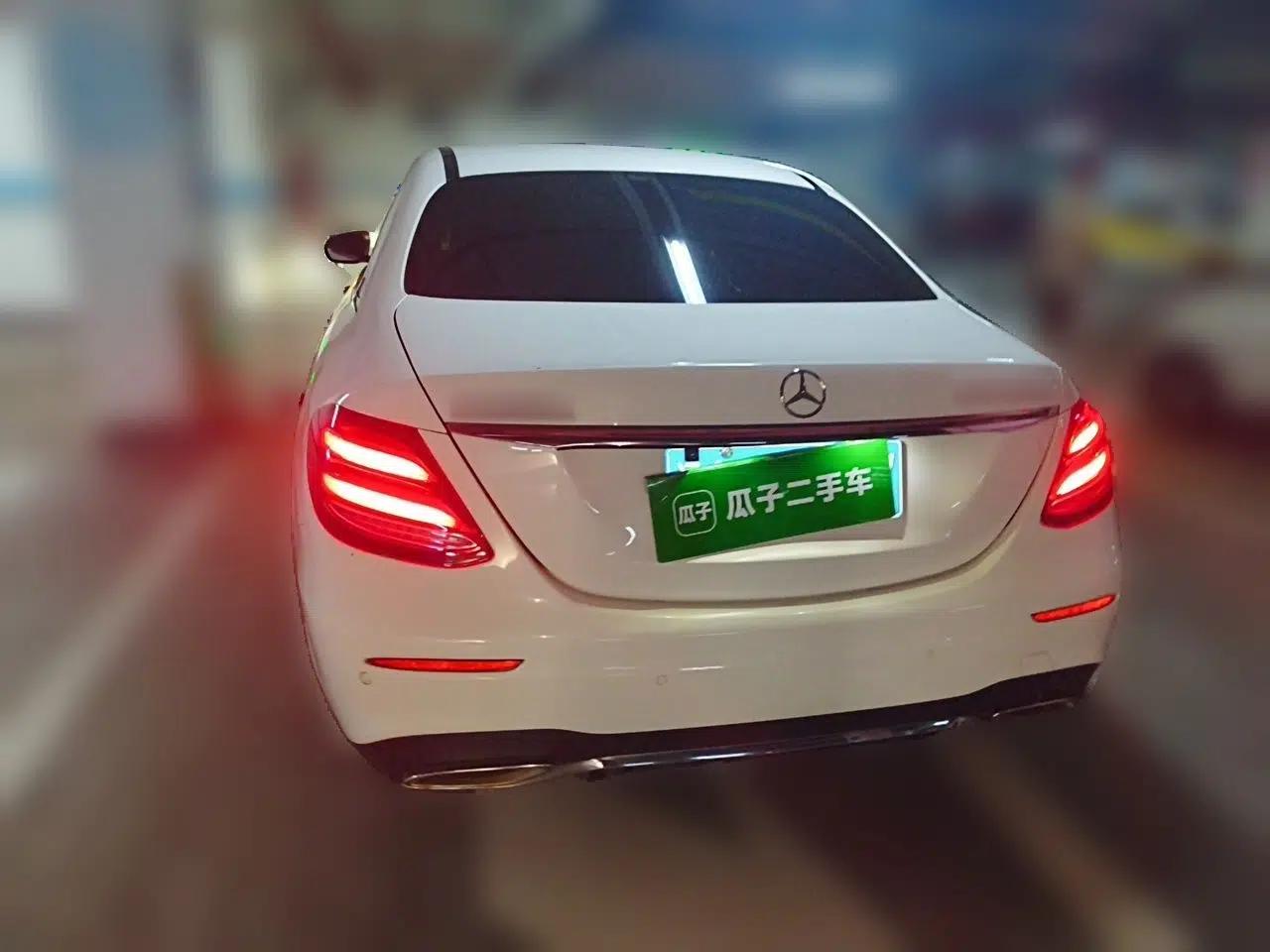 Mercedes-Benz E-Class 2016 E 300 L Sporty and Stylish Model — миниатюра 5