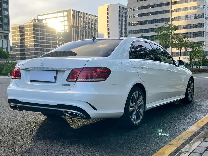 Mercedes-Benz E-Class 2015 Restyled E 260 L Sport Edition — миниатюра 16