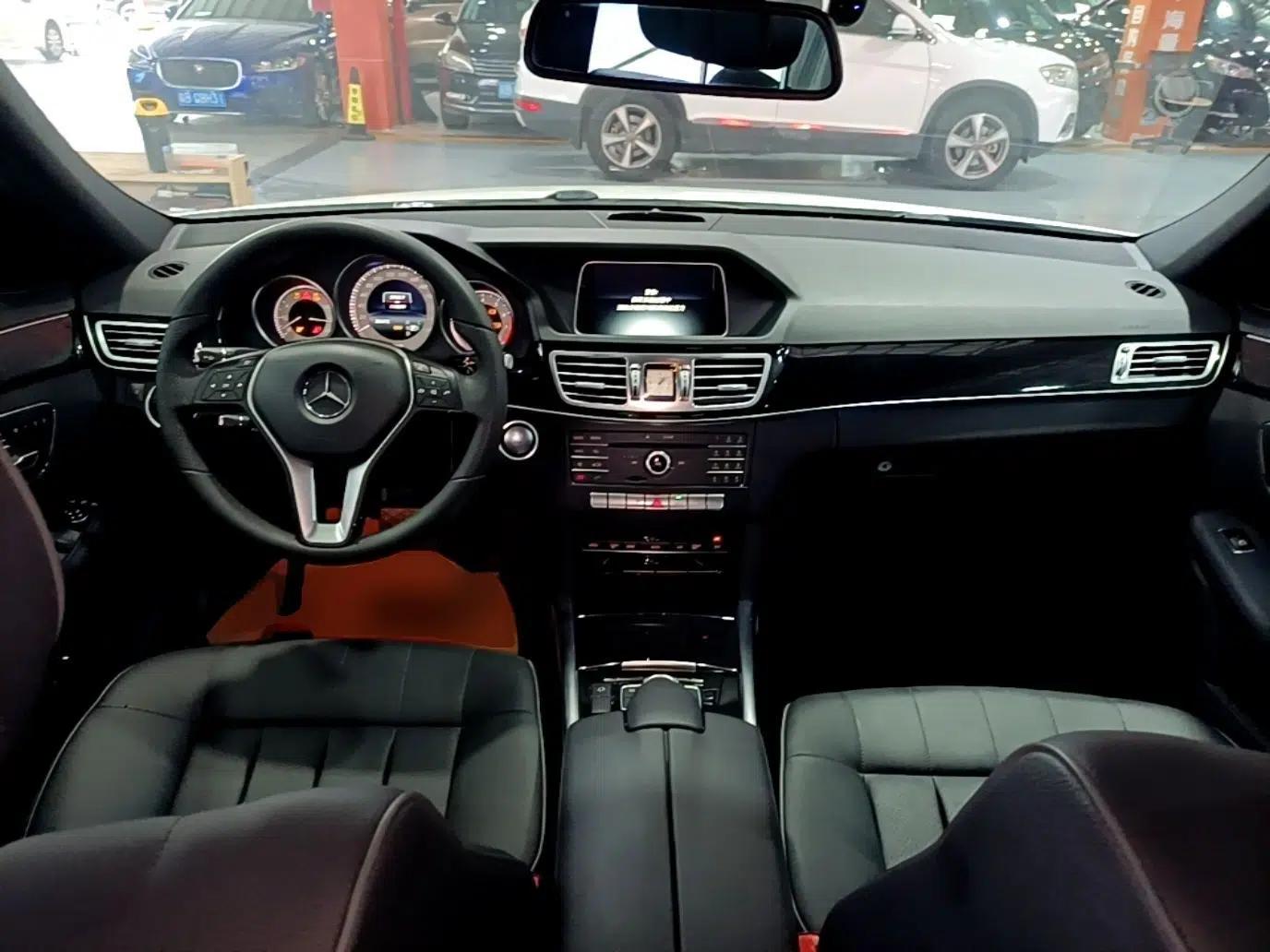 Mercedes-Benz E-Class 2015 Restyled E 260 L Sport Edition — миниатюра 20