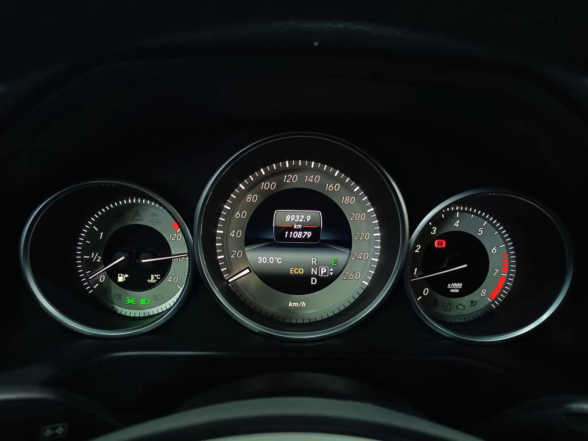 Mercedes-Benz E-Class 2015 Restyled E 260 L Sport Edition — миниатюра 22