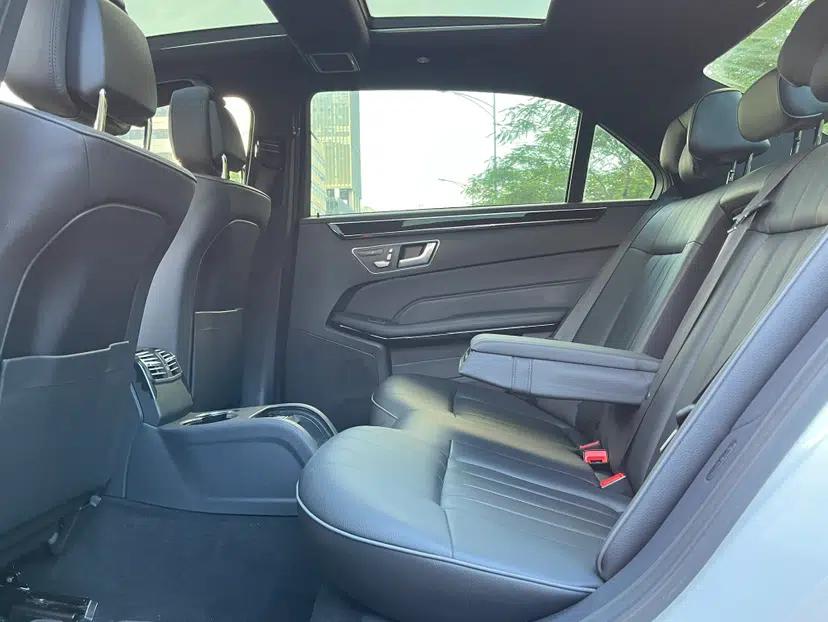 Mercedes-Benz E-Class 2015 Restyled E 260 L Sport Edition — миниатюра 33
