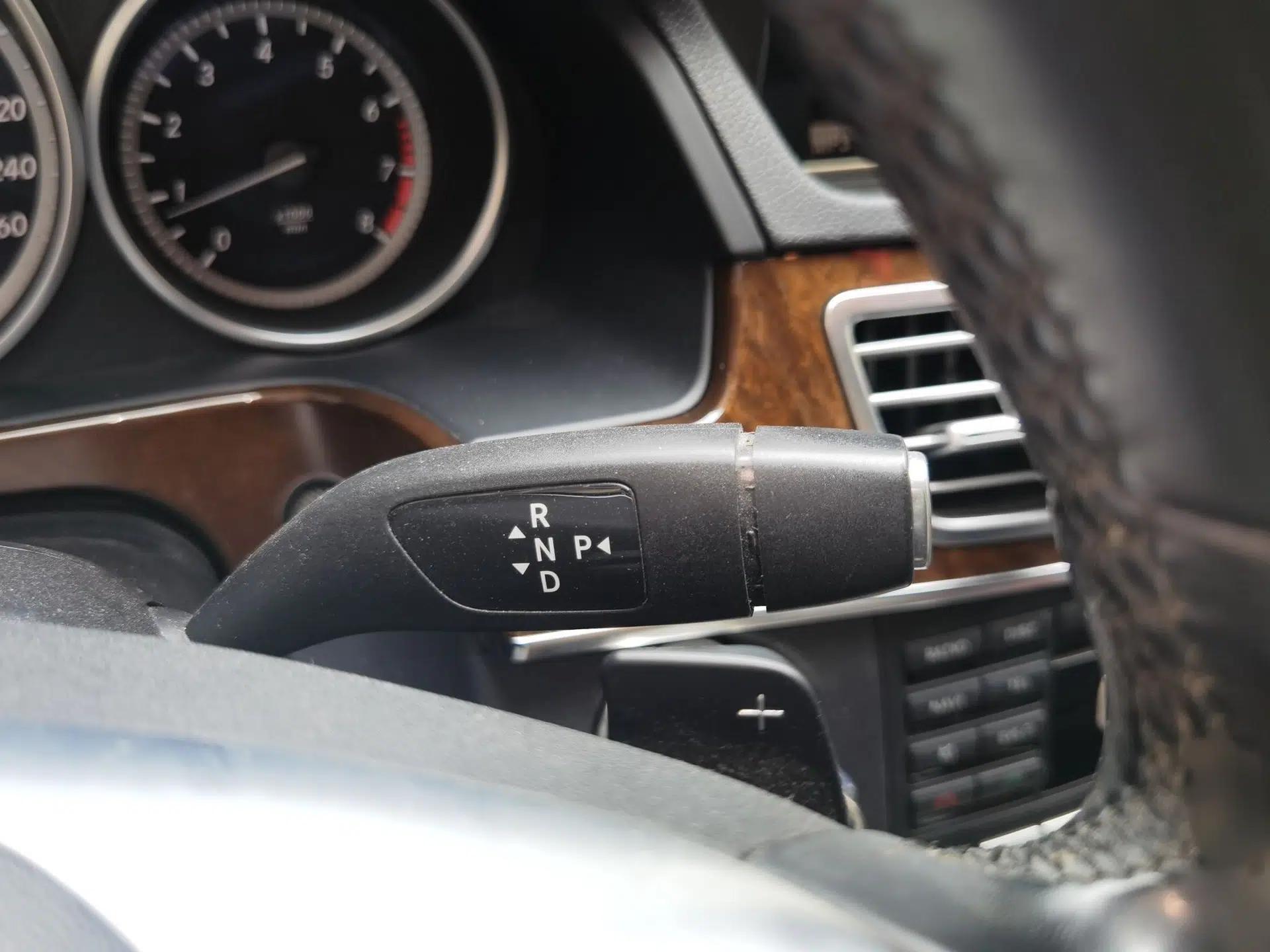 Mercedes-Benz E-Class 2014 E 260 L — миниатюра 13