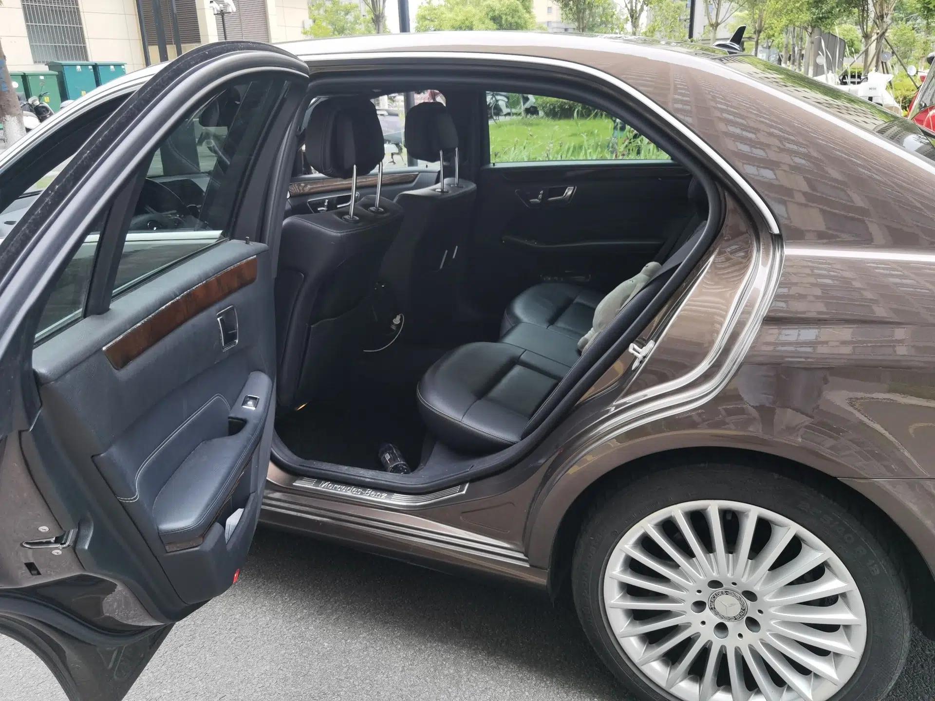 Mercedes-Benz E-Class 2014 E 260 L — миниатюра 20