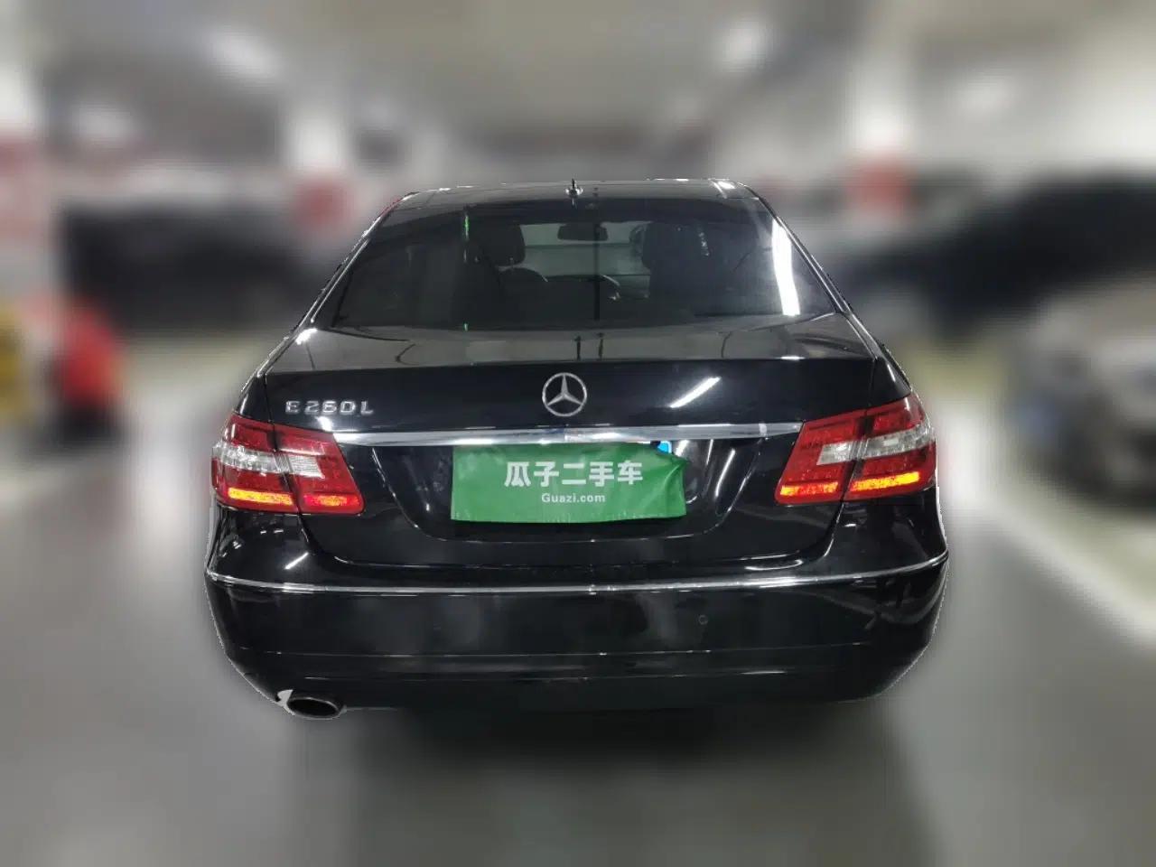 Mercedes-Benz E-Class 2012 E 260 L CGI Fashion Model — миниатюра 5