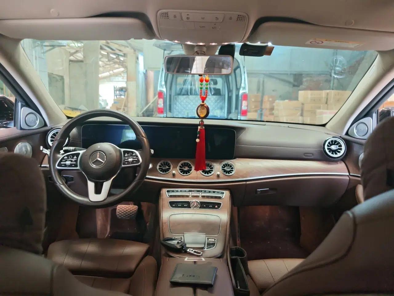 Mercedes-Benz E-Class 2018 Facelift E 200 L — миниатюра 9